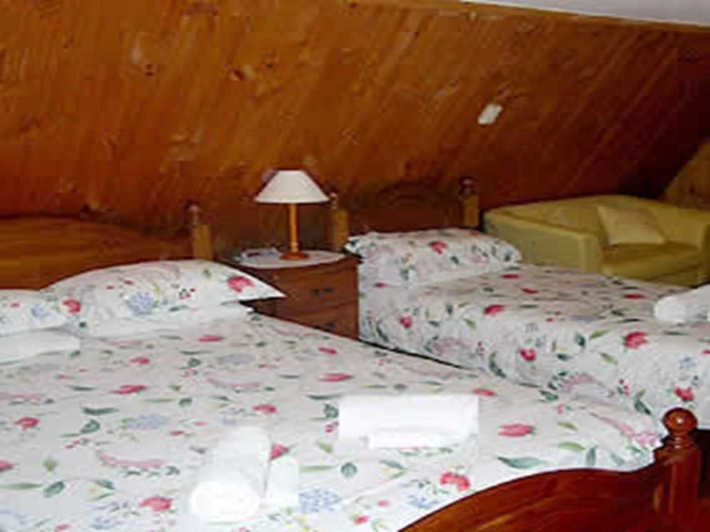 Birchwood Manor