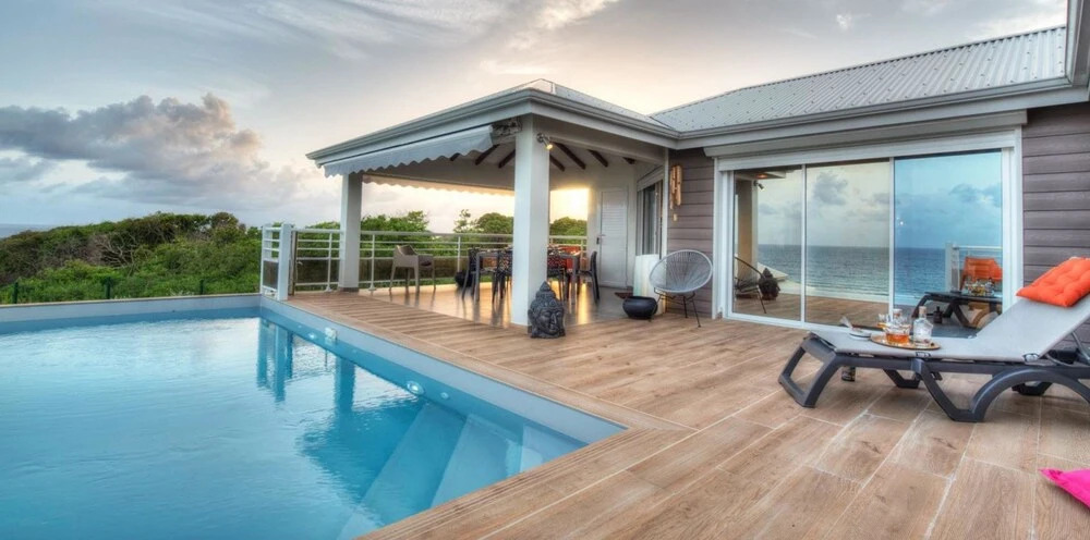 Villa With 3 Bedrooms in Saint-françois, With Wonderful sea View, Priv