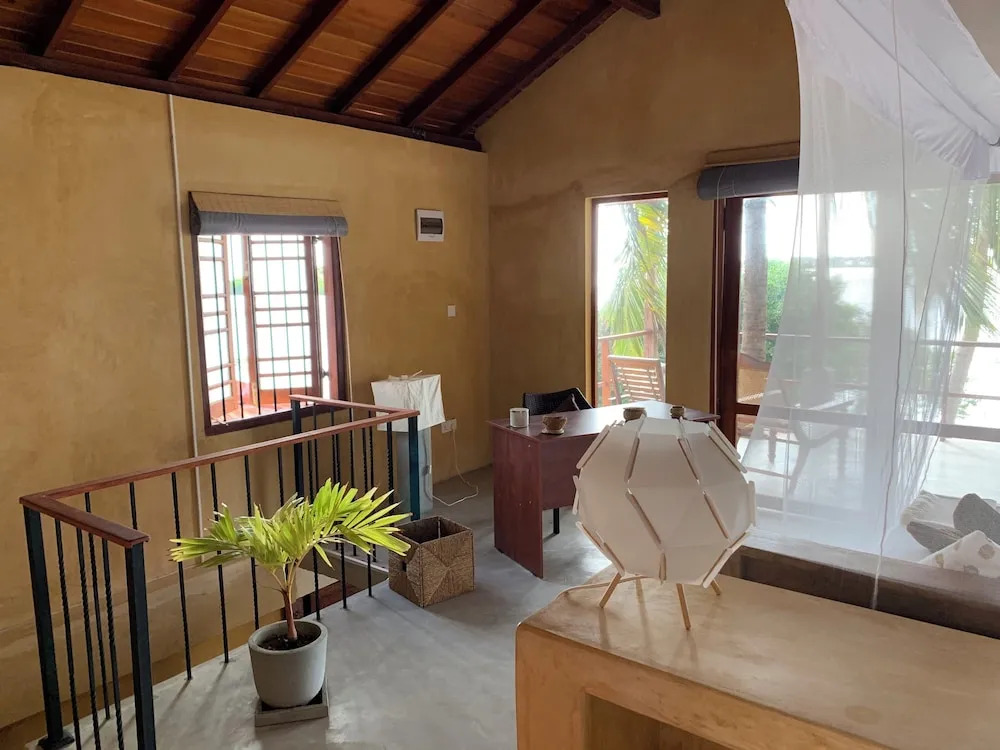 Kitelantis Hotel and Resort