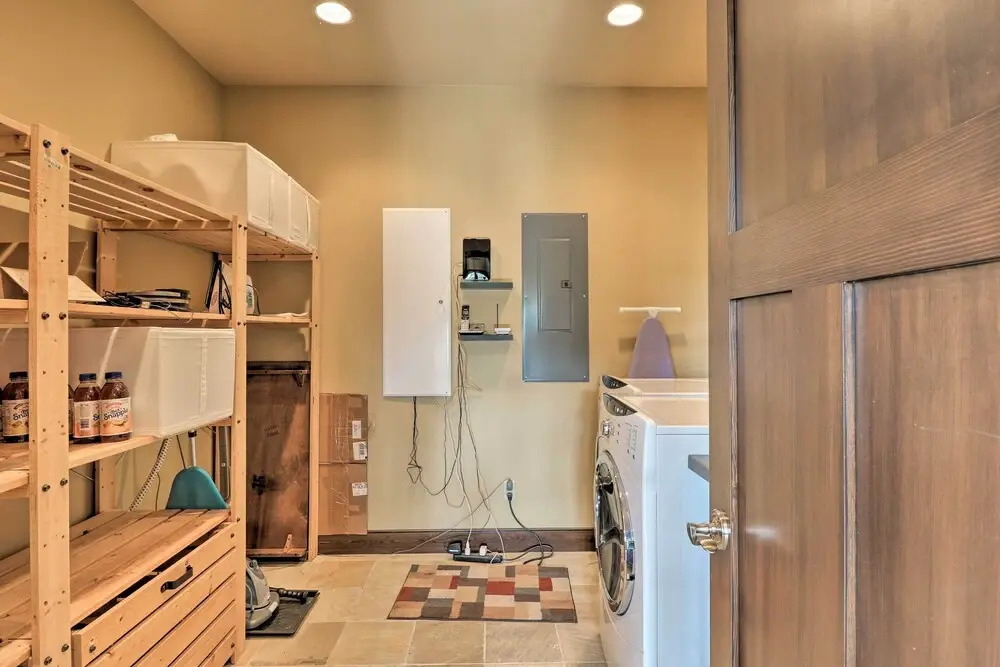 Downtown Condo Near Whitefish Resort & Lake!