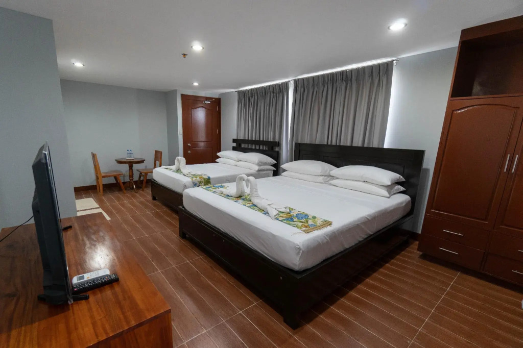 One Averee Bay Hotel