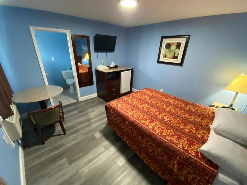 Red Carpet Inn & Suites Wrightstown