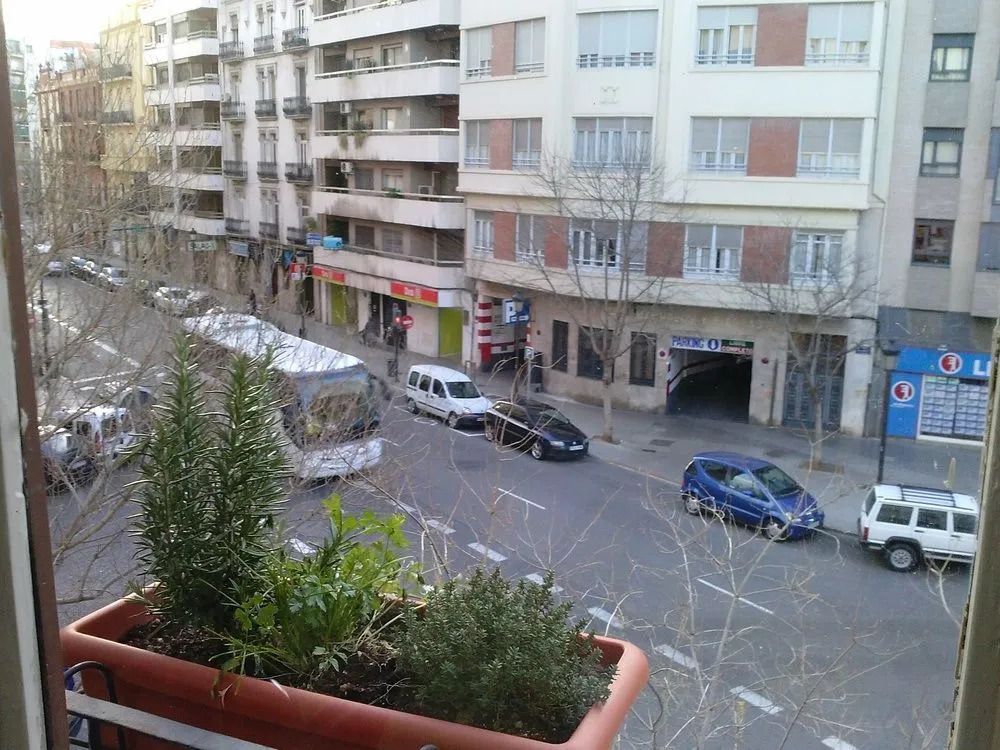 Valencia City Host