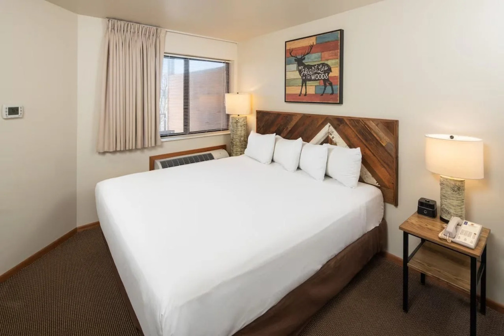 Timber Ridge Lodge and Waterpark