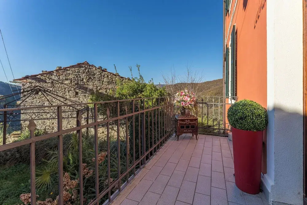Orazio Liberty House, Lunigiana, Nature