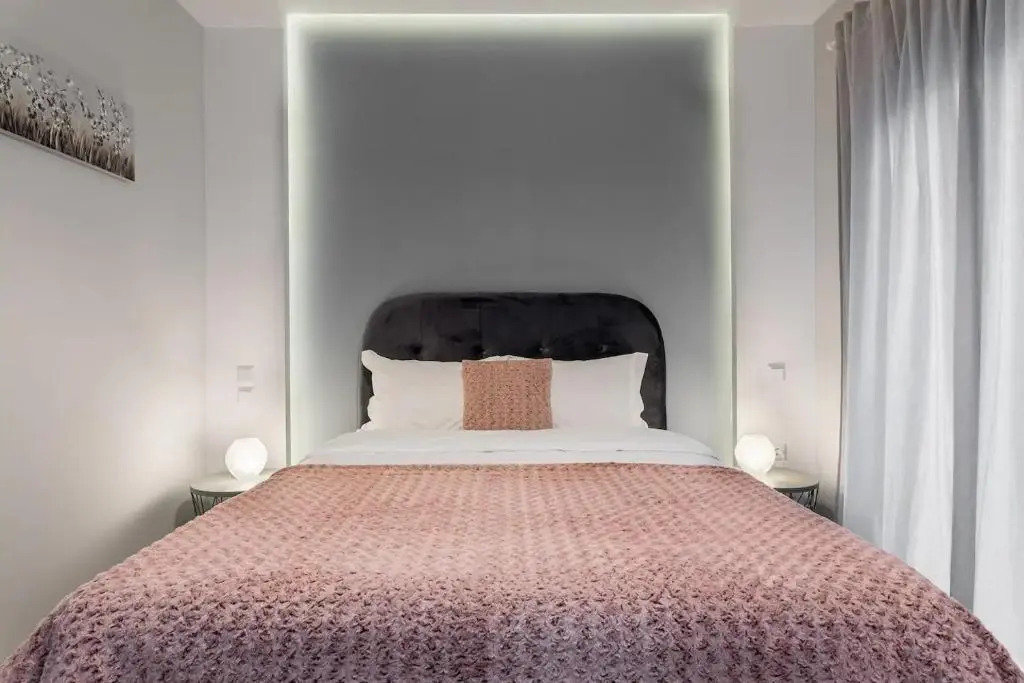 J&T Central Apartment