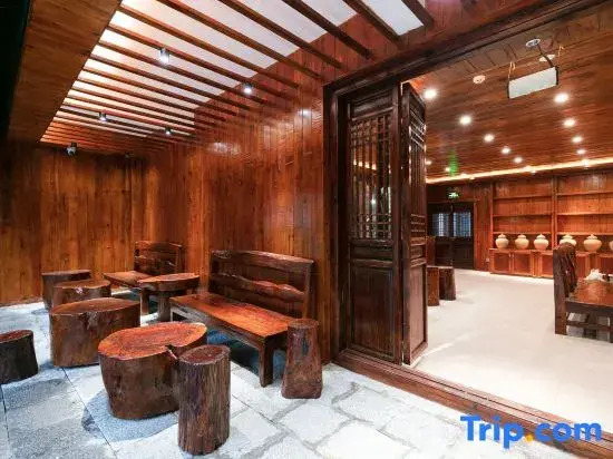 Penglai Heyuan Inn (Pu'er Tea Town Branch)