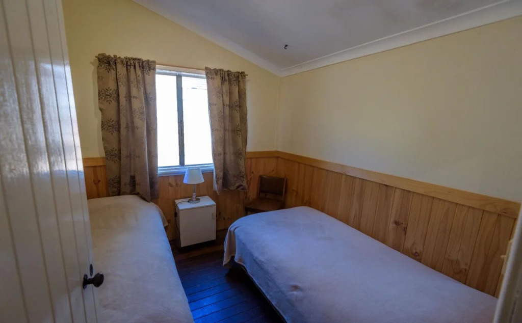 Lewana Cottages