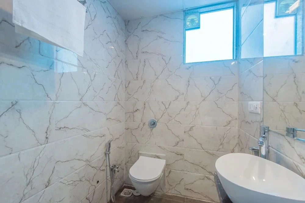 Arton Suites