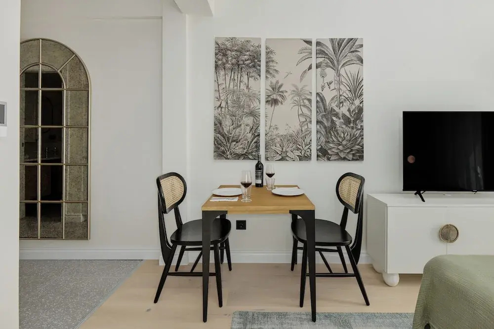 Dimitris Residence