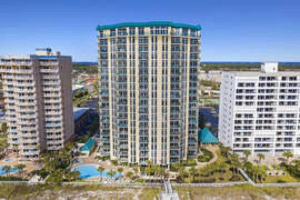 Jade East Towers 910 by Five Star Properties