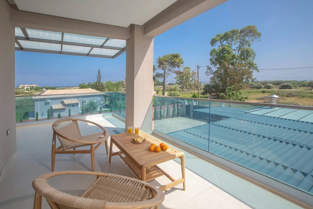 Aquamarina Villas