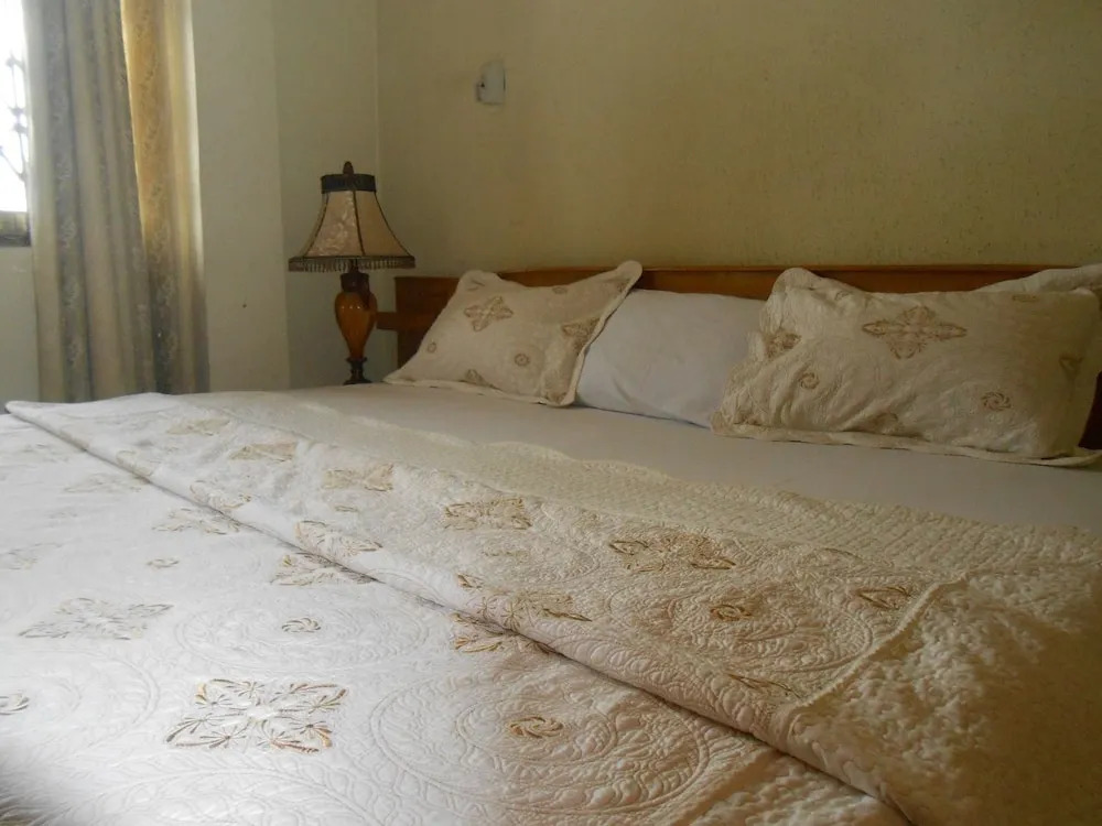 Nicolizy Hotel