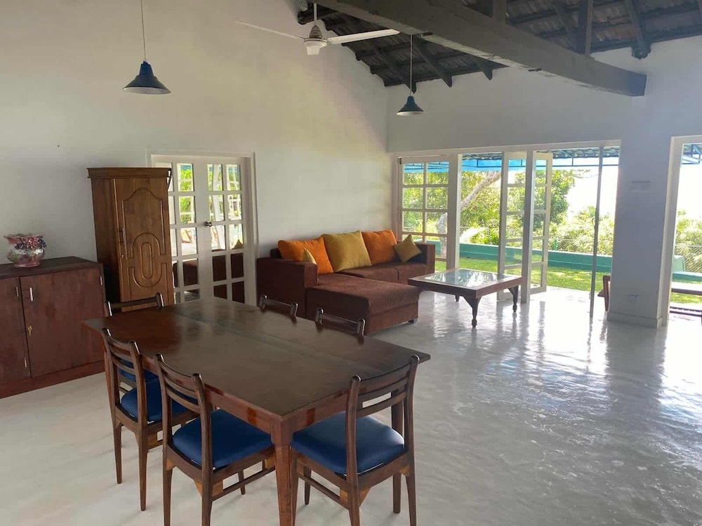 Shore Beach Villa