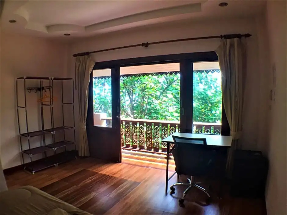 Secret Place Hotel and Restaurant