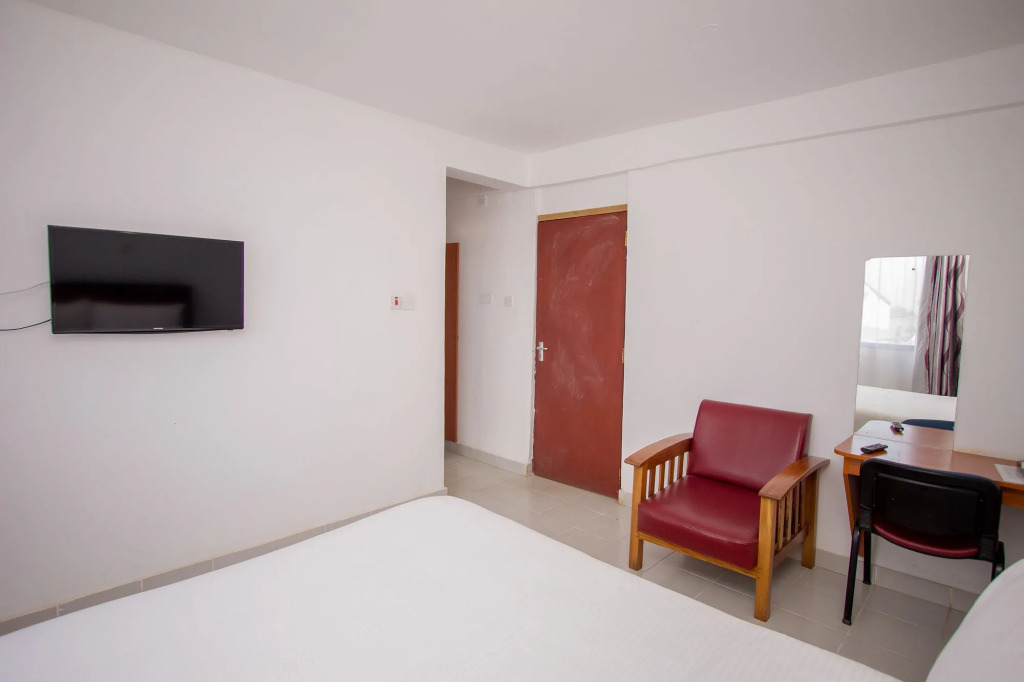 Westwind Hotel Meru
