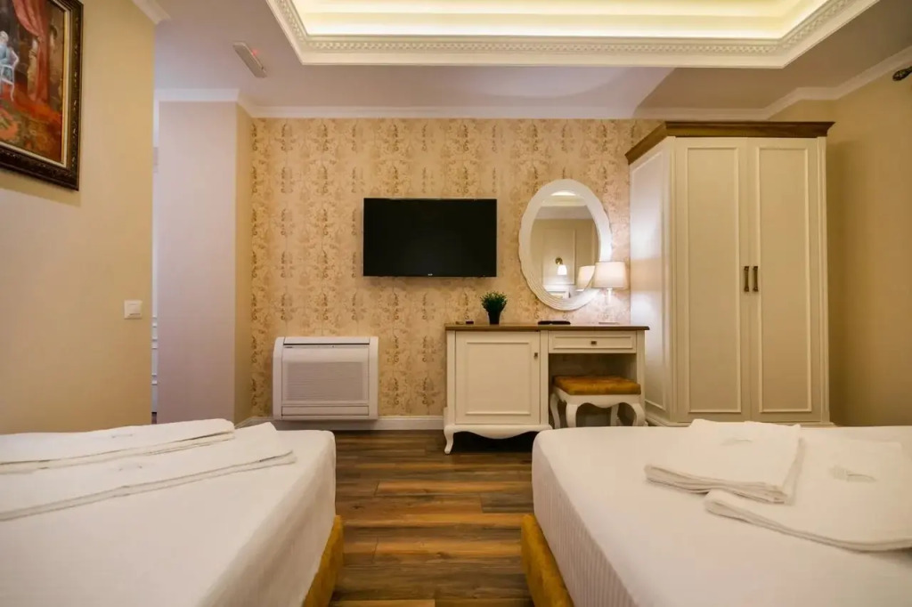 Legacy Boutique Hotel