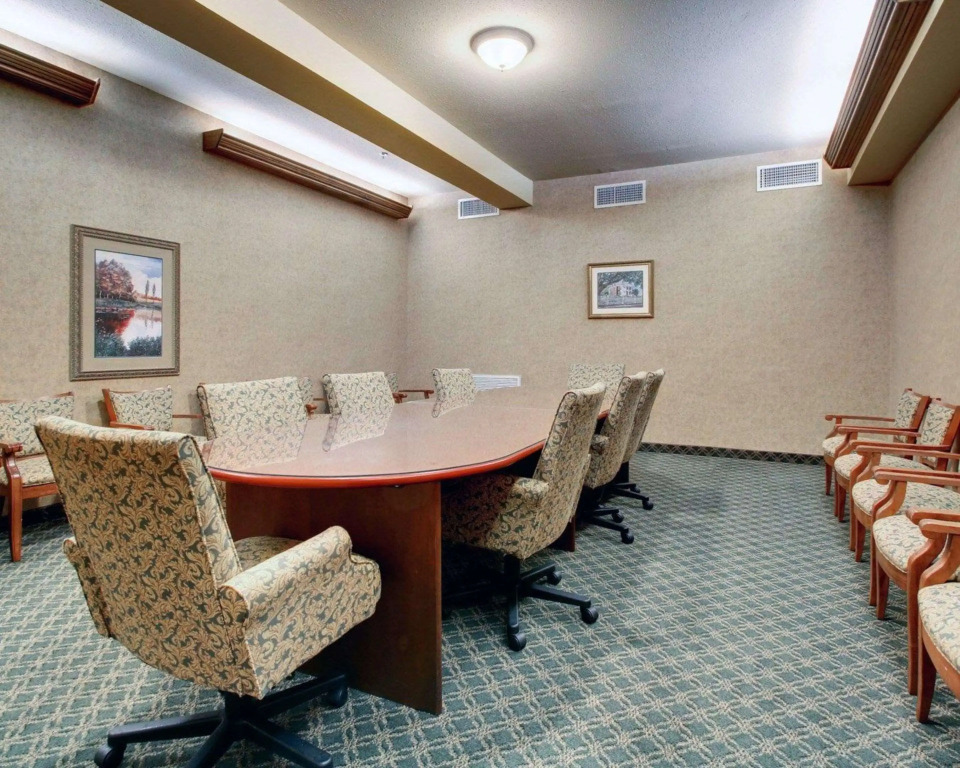 Clarion Suites Vidalia Riverfront