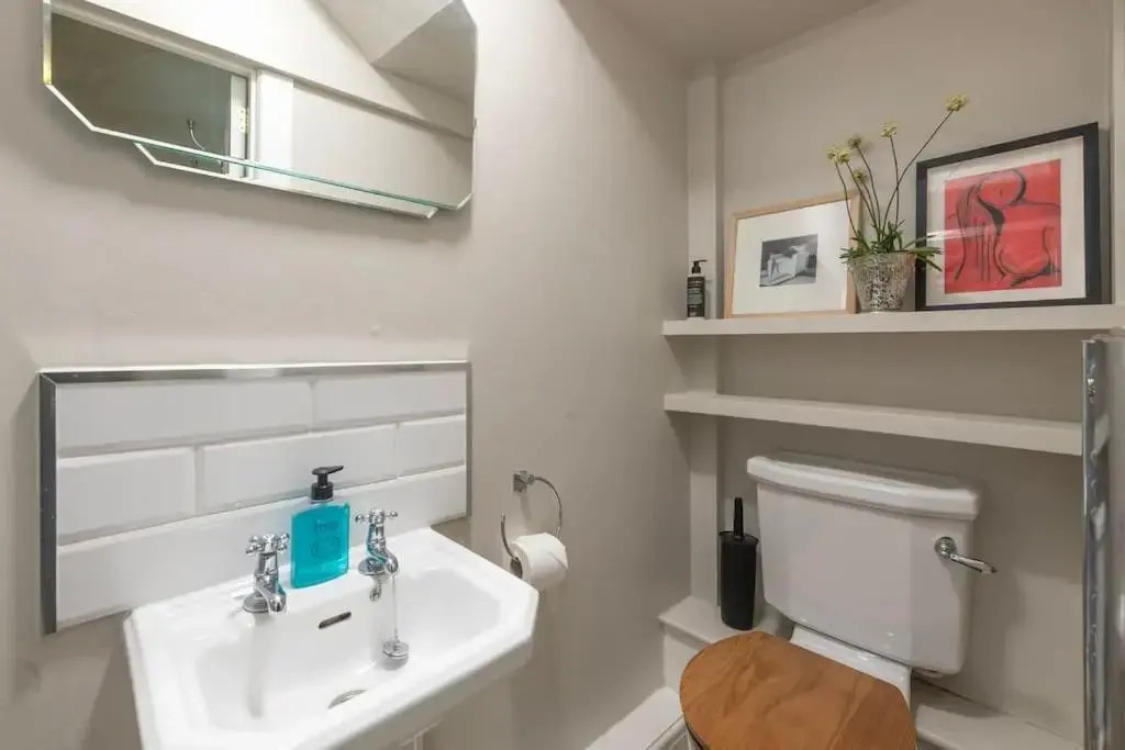 Courtyard Apartment