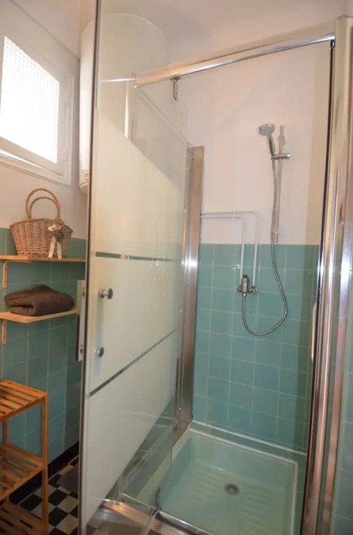 Cosy apartment 4 persons near Train Station Nice Riquier
