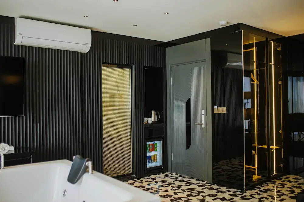QUALA Hotels