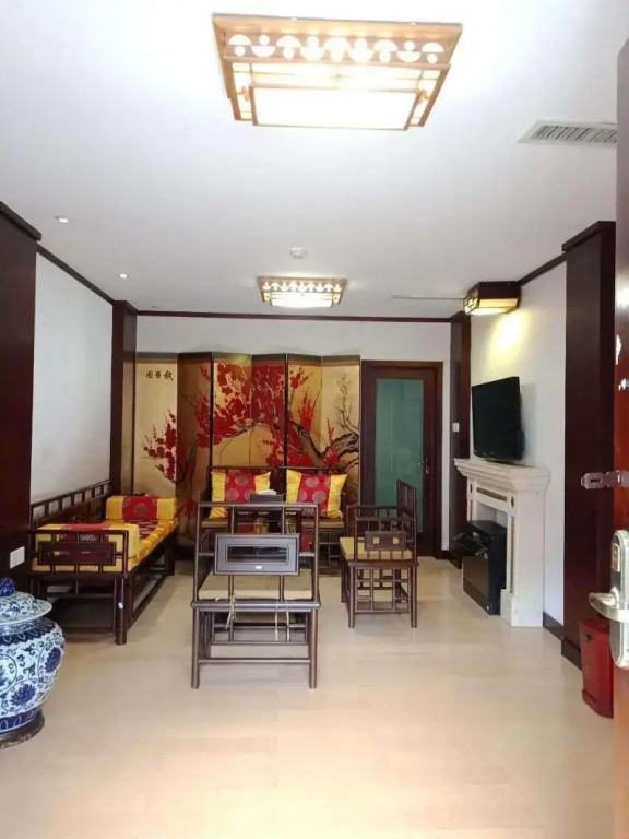 Li Jiang Xi Duo Fu Bie Yuan Inn