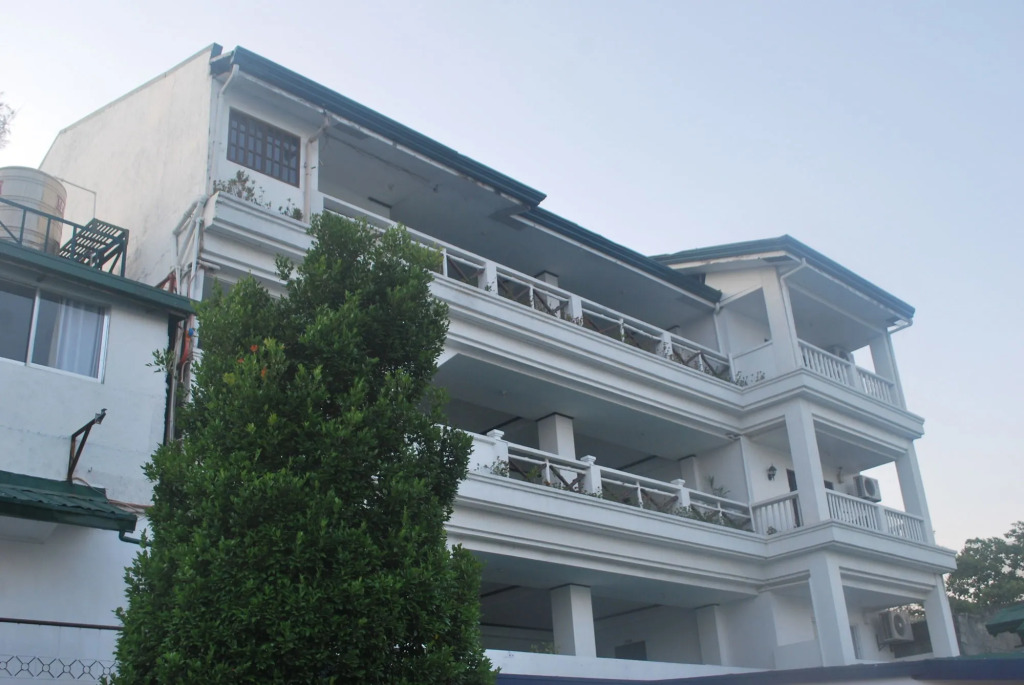 Subiza Beach Resort