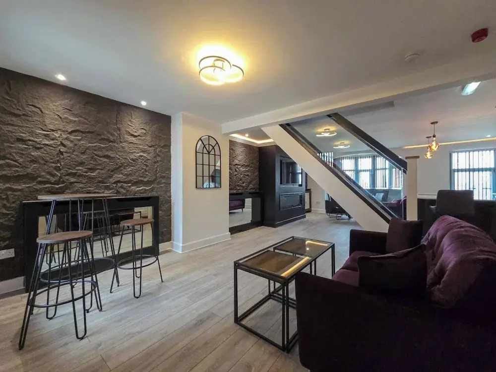 Blackpool Bliss - Spacious 4-bed Apartment