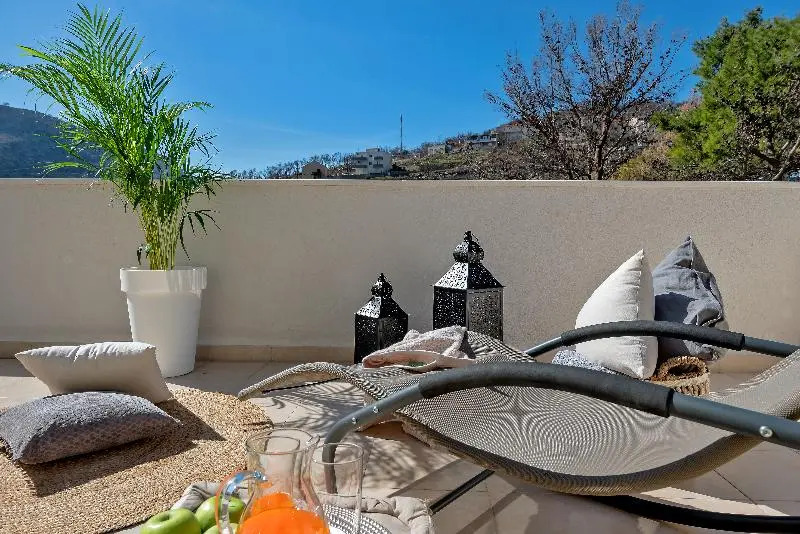 Luxury Villa LeLu with heated saltwater pool, parking, high speed Internet, BBQ