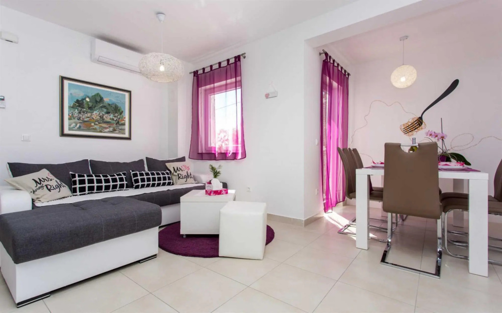 Holiday house CIRIK in Kras