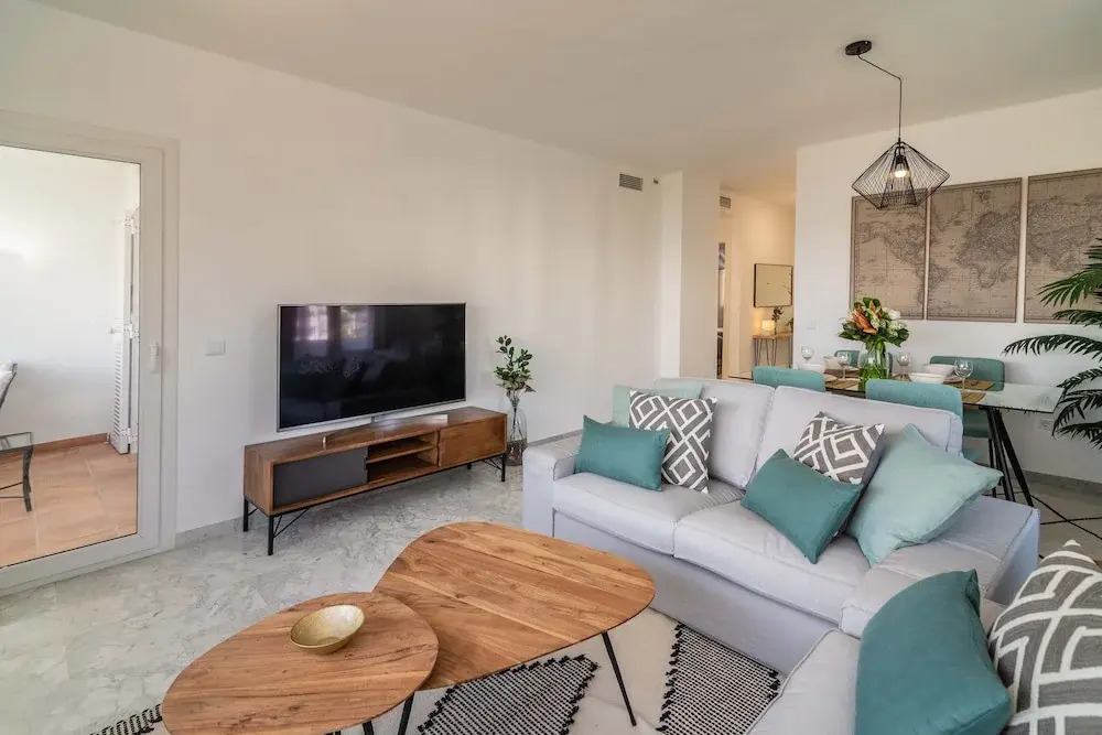 Whispering Palms Apartment
