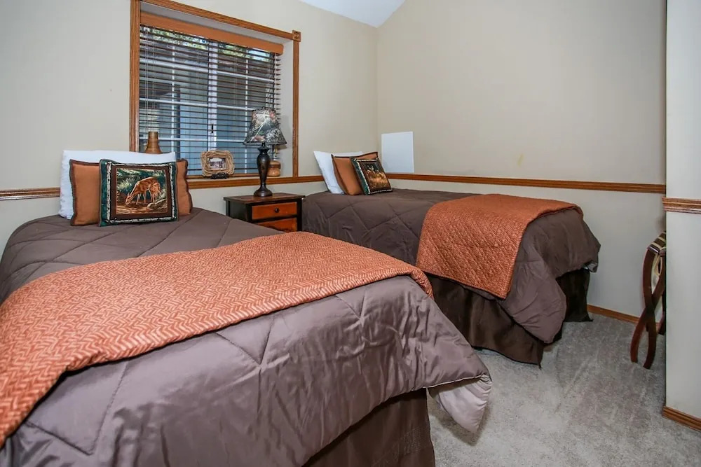 Leonard Lodge Home