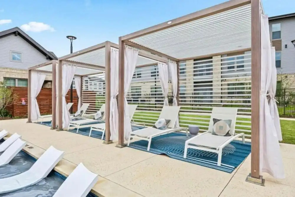 Relaxing Modern Stay - Workerfriendly w/ Pool+gym
