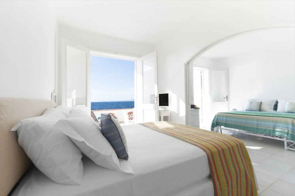 Villa Dafne Gulf Views Pool and Guest Services by Feeling Italy