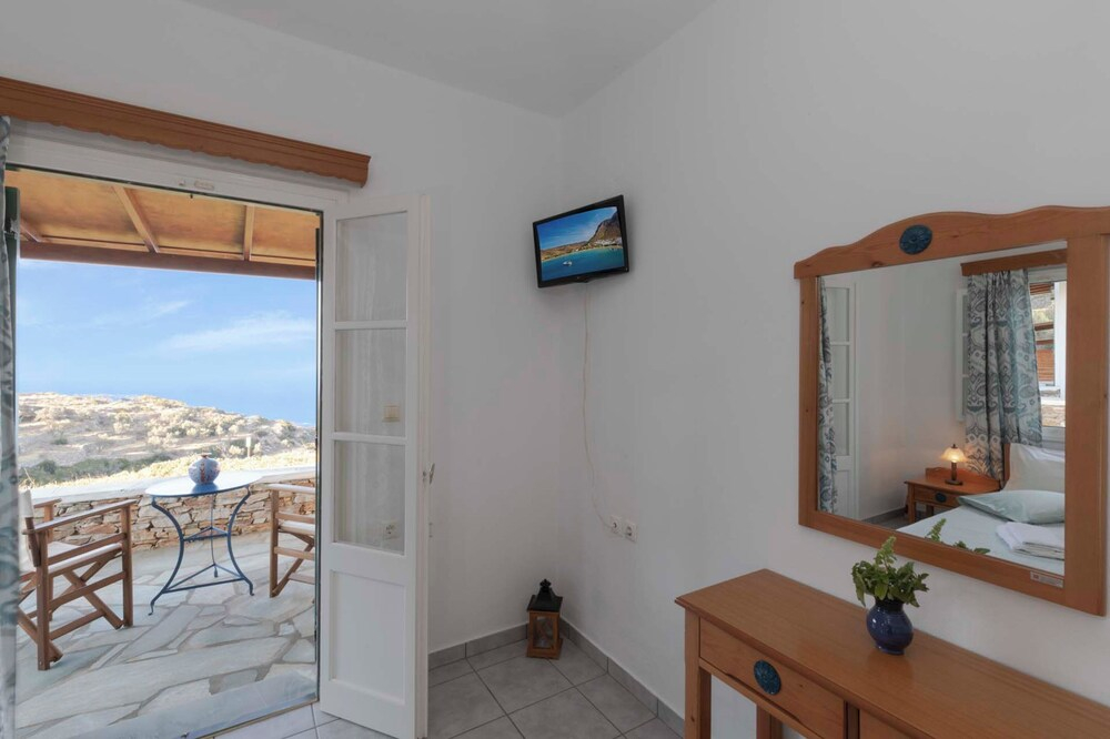 Spitha Rooms
