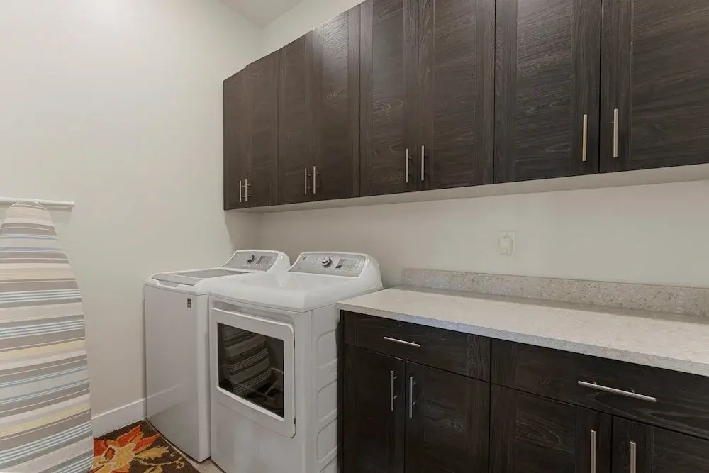 Coral Rock Vista 8 Bedroom Townhouse
