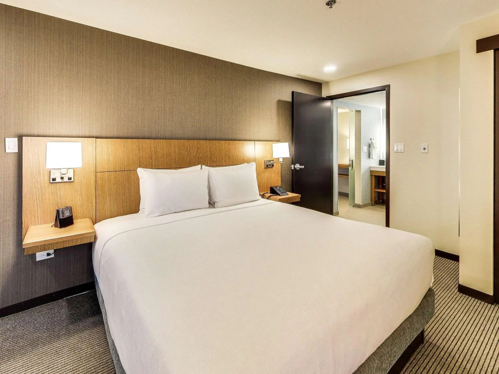 Hyatt Place Edmonton West