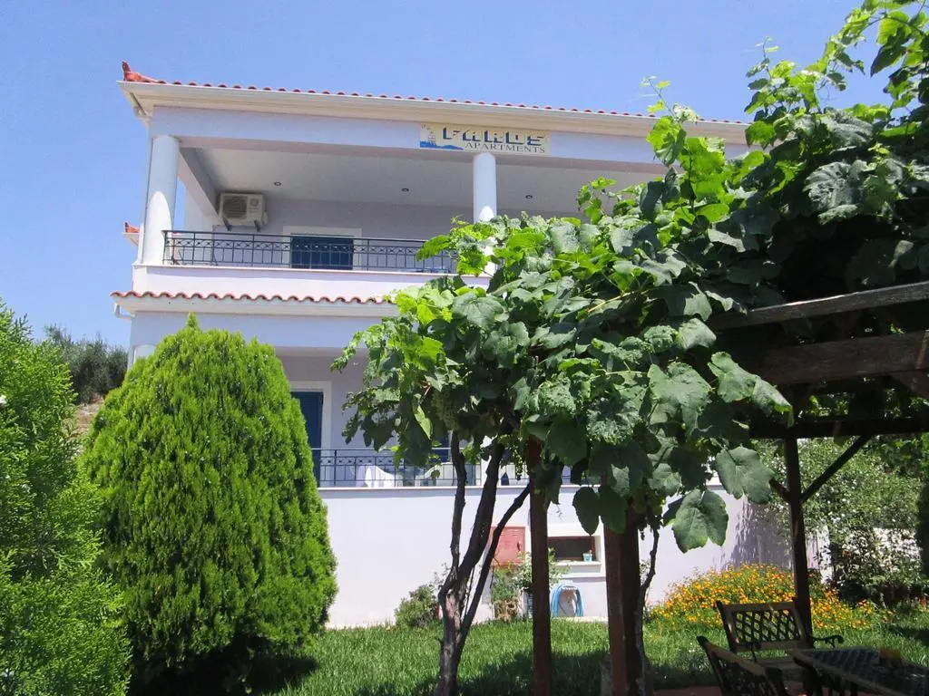Faros Apartments