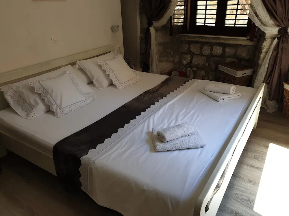 Placeta Apartments & Rooms