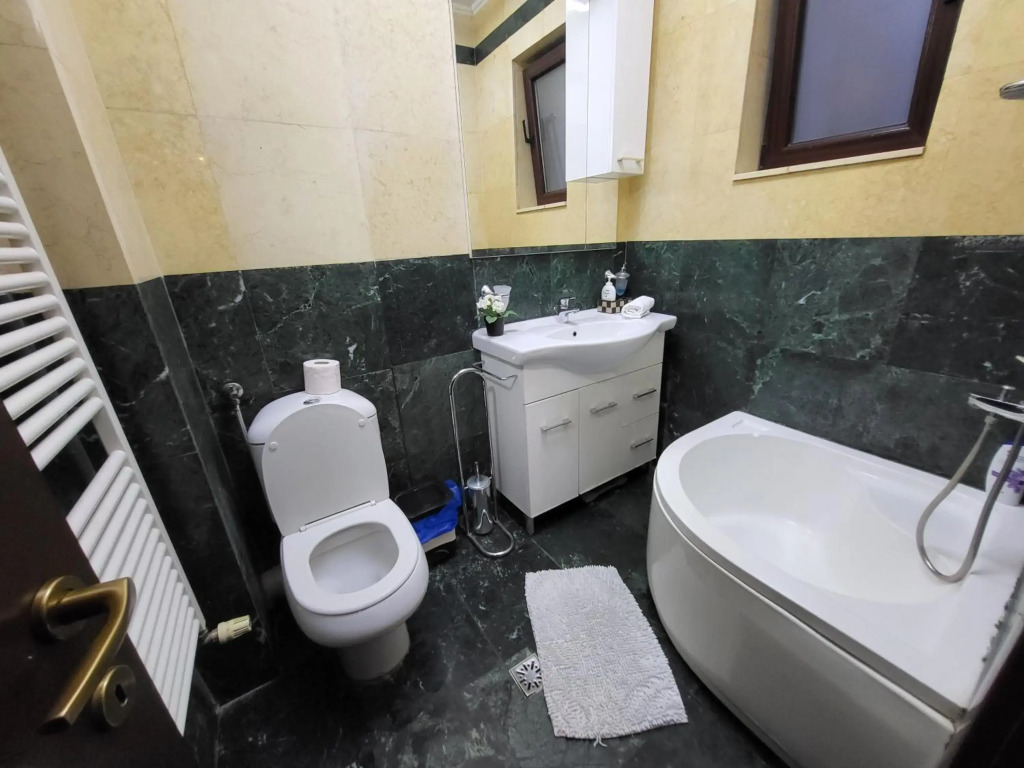 Apartament parter Arena Nationala Monza Mega Mall