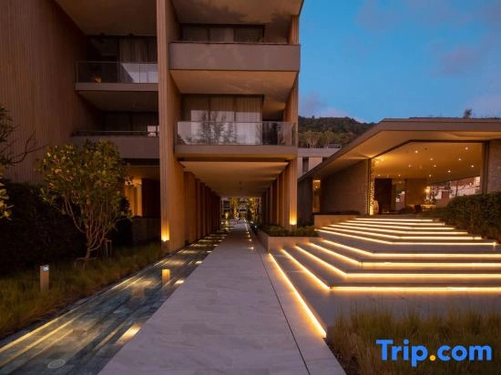 Luxury Penthouse 407 sqm Beachfront and Private pool