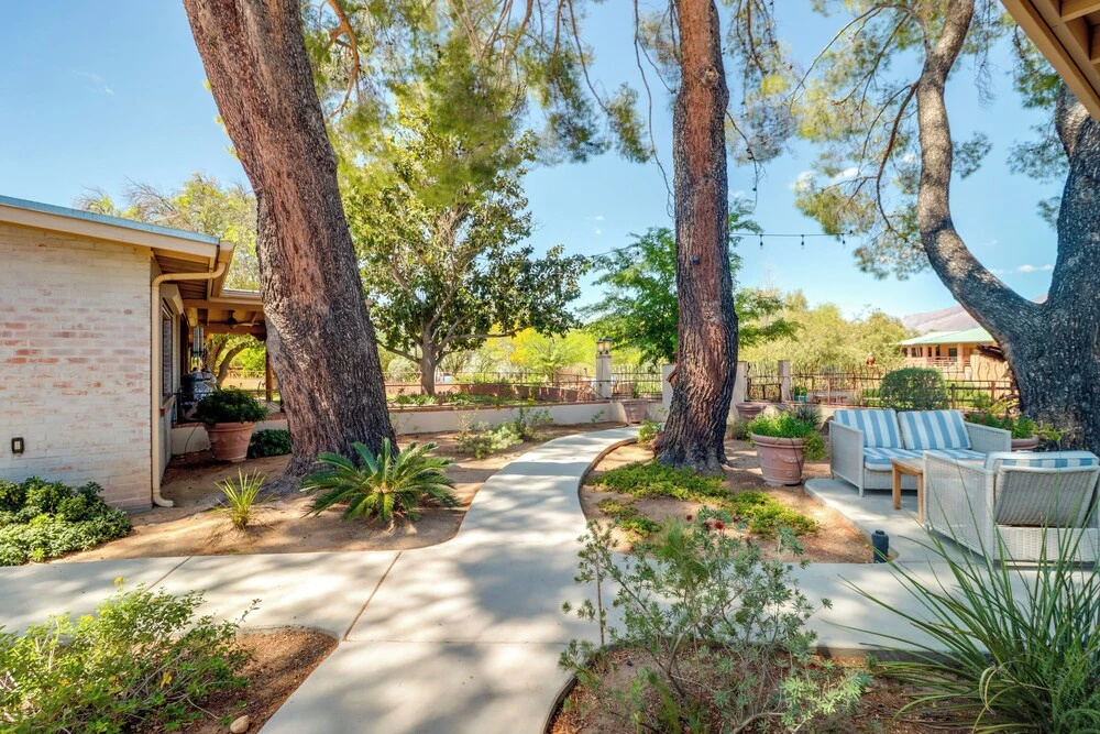 Pet-friendly Tucson Casita: Shared Hot Tub & Patio