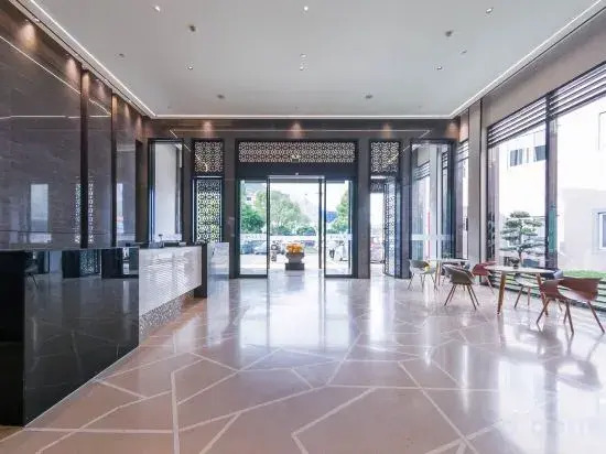 Four Seasons Hotel (Linhai Yintai City)