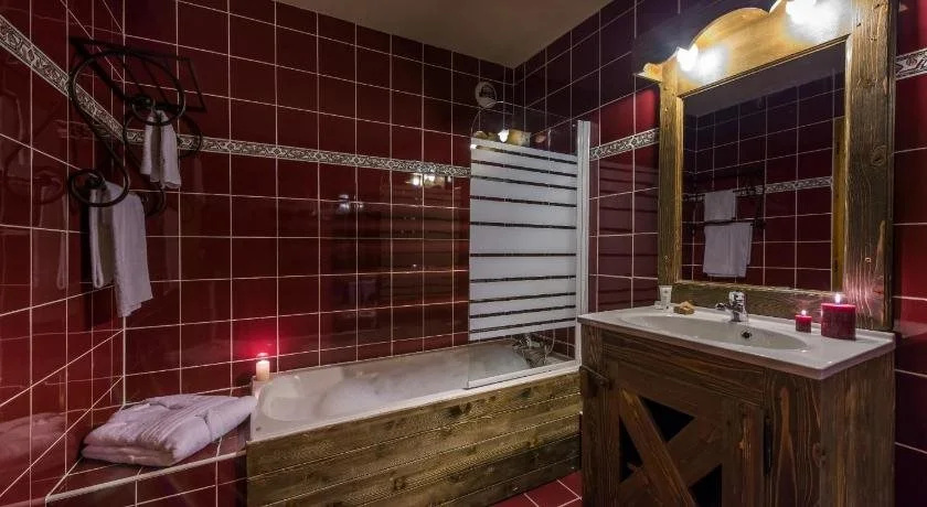 Chalet Val 2400