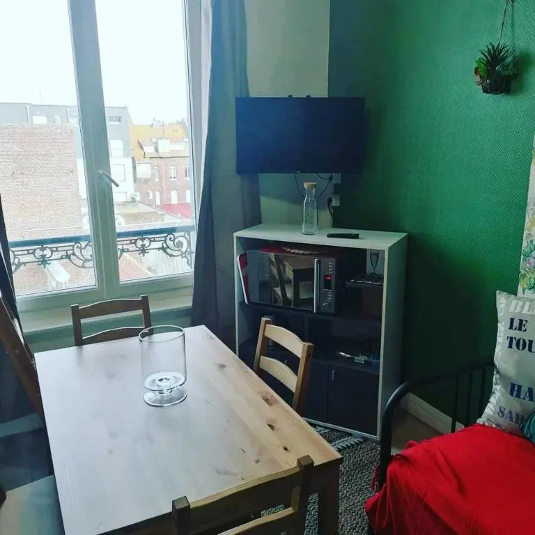 20m Comfort In The Center And Near The Beach