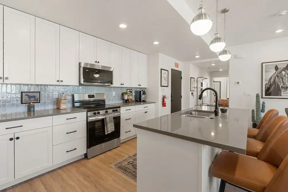 Mane Stay At Terra 3 Bedroom Condo