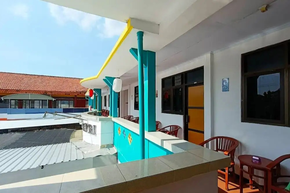 TwoSpaces Living at Sutomo Homestay