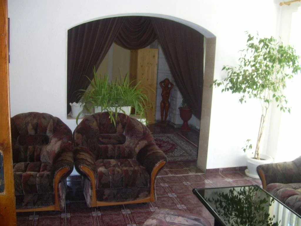 Family Hotel George