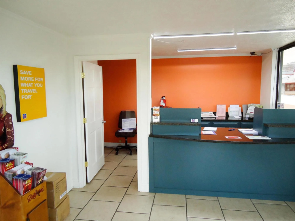 Motel 6-Knoxville, TN