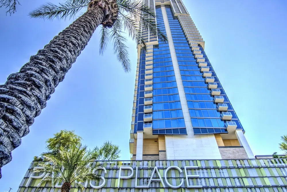 Luxury Suites at Palms Place